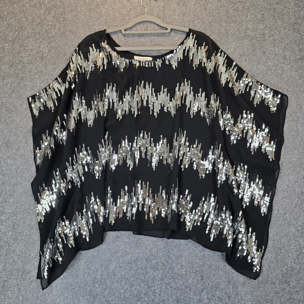 Umgee USA Poncho Top Womens Medium Black Silver Sequin Detail Round Neck Casual